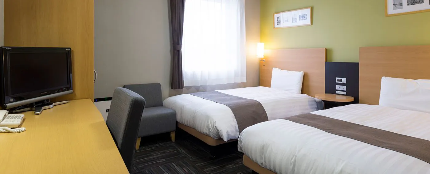 เด็กนอนกับผู้ปกครองฟรีถึงชั้นประถมศึกษาปีที่ 6