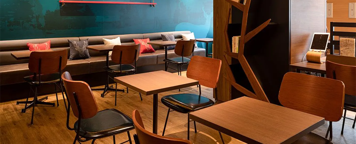 舒適圖書館咖啡廳