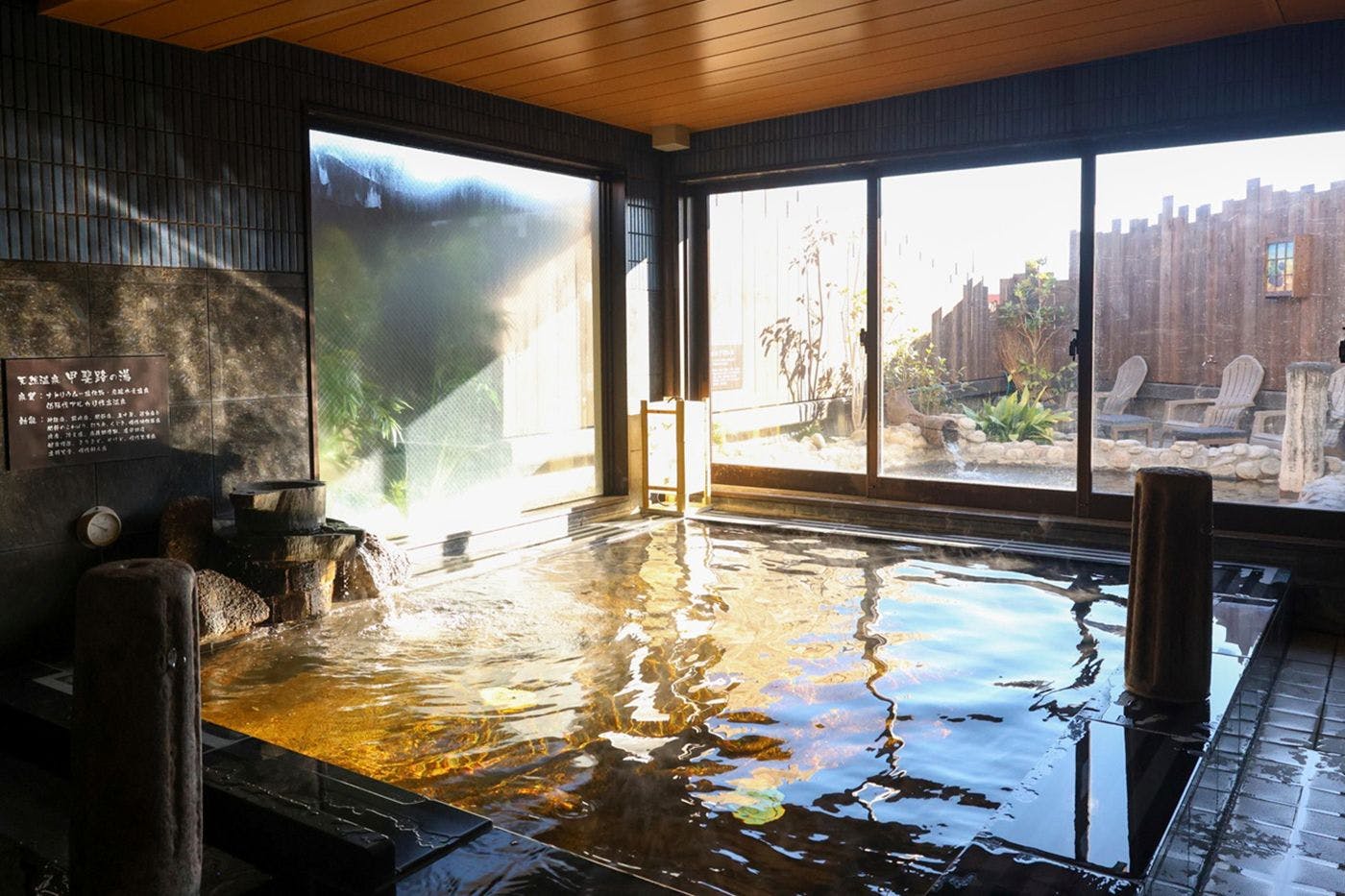 男性大浴場　室內浴池