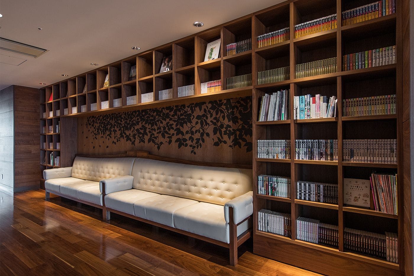 ヒーリングスパ｜ブックラウンジ　※有料エリア