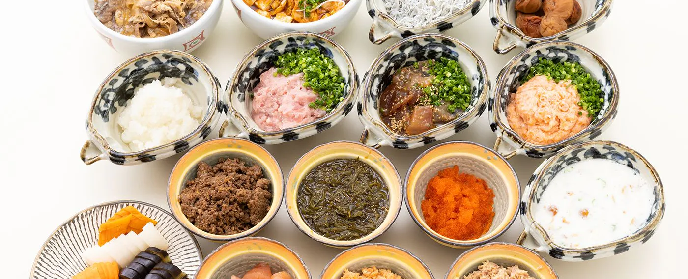 朝食|自分好みに盛り付けた 「丼ぶり」にするのもおすすめ