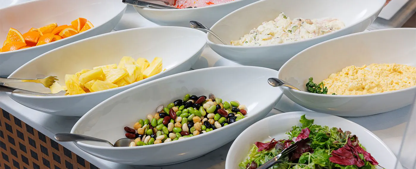 朝食|サラダやフルーツ等