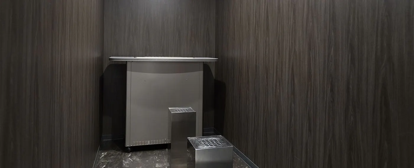 館内施設|8階・喫煙所