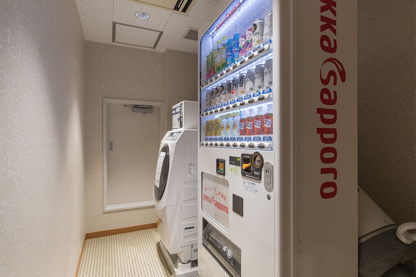 館内施設｜自販機、コインランドリー