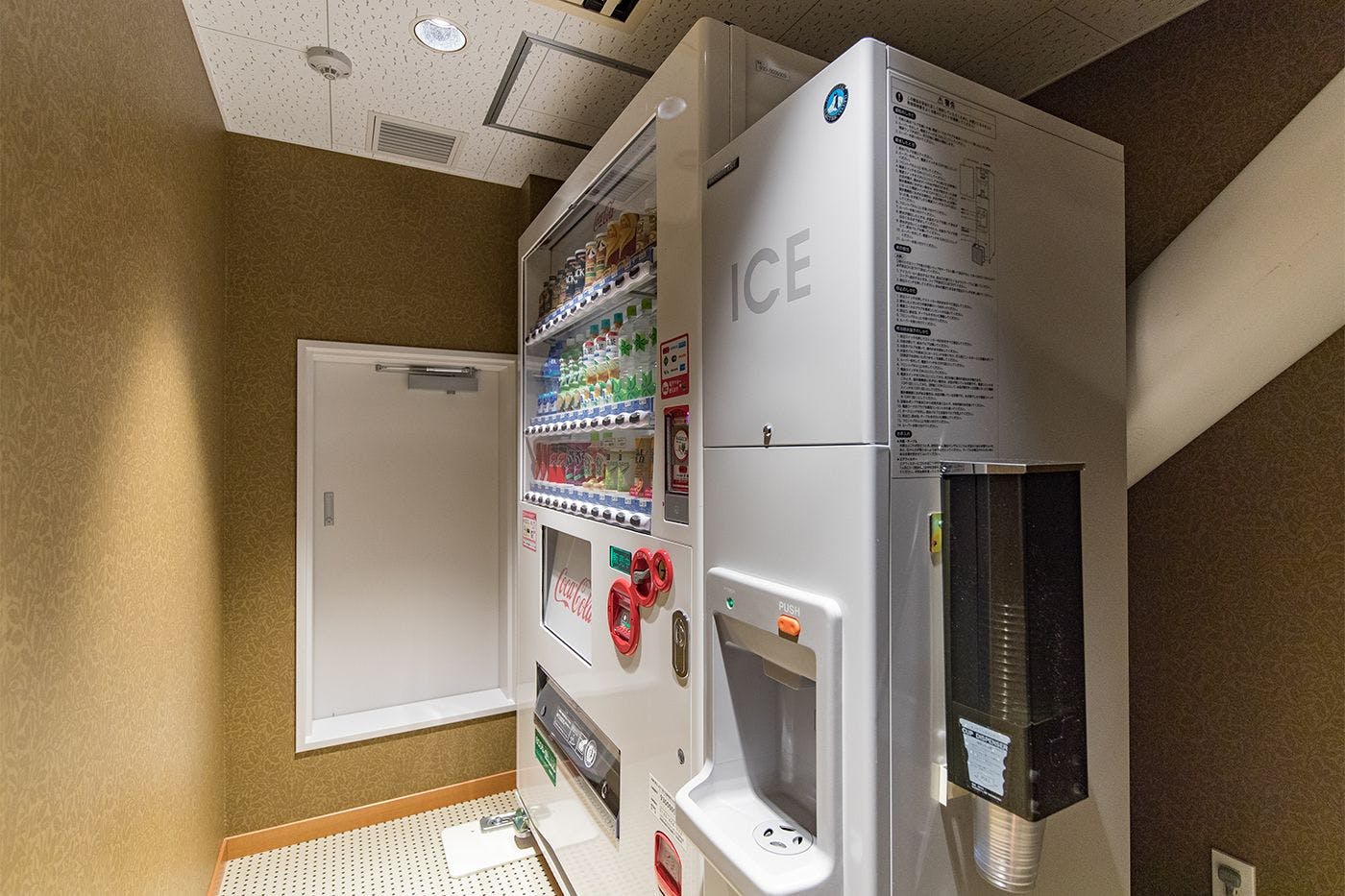 館内施設｜16階・自販機、製氷機