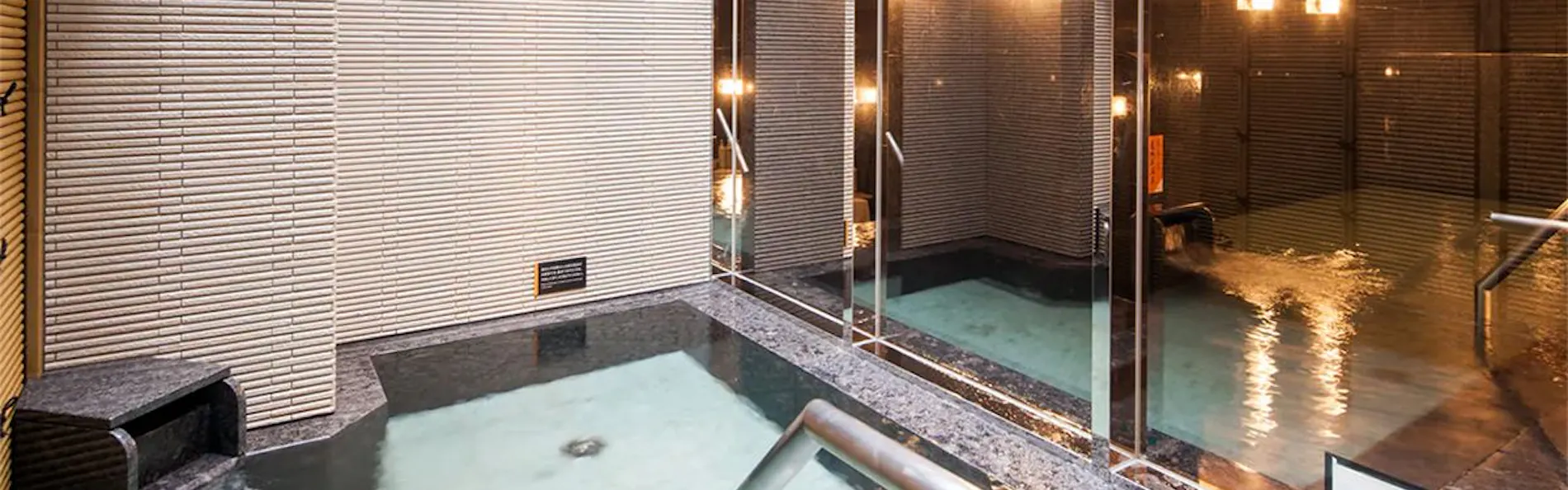 アパホテル〈巣鴨駅前〉