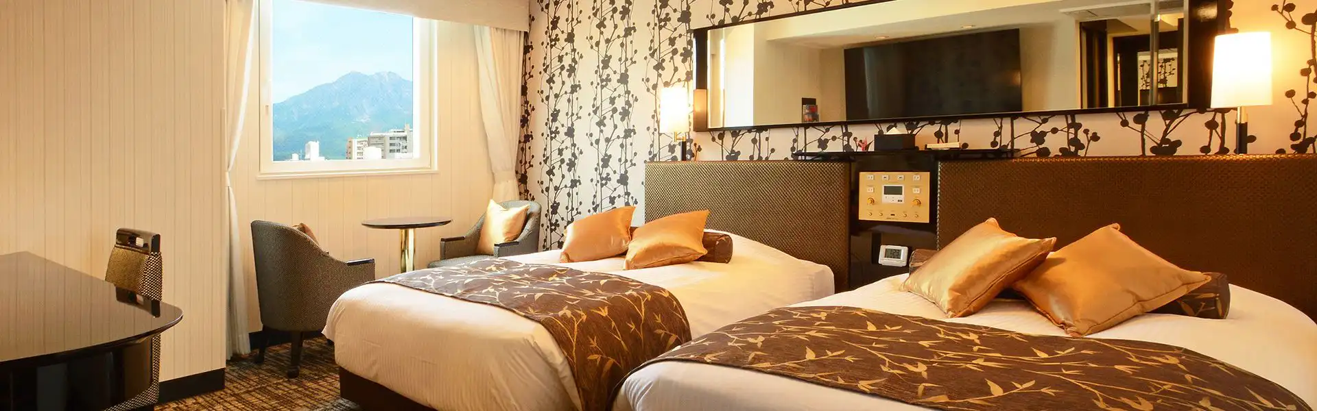 デラックスツイン