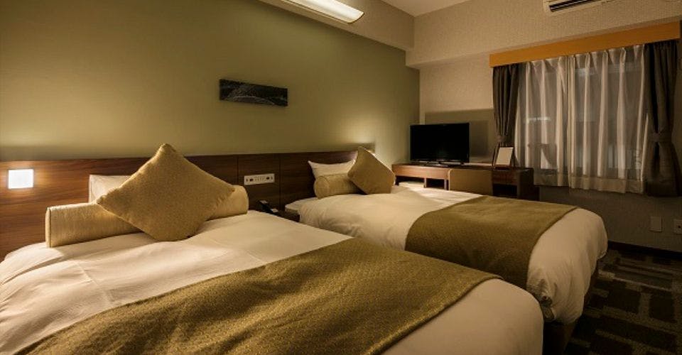 Rembrandt Style Yokohama Kannai