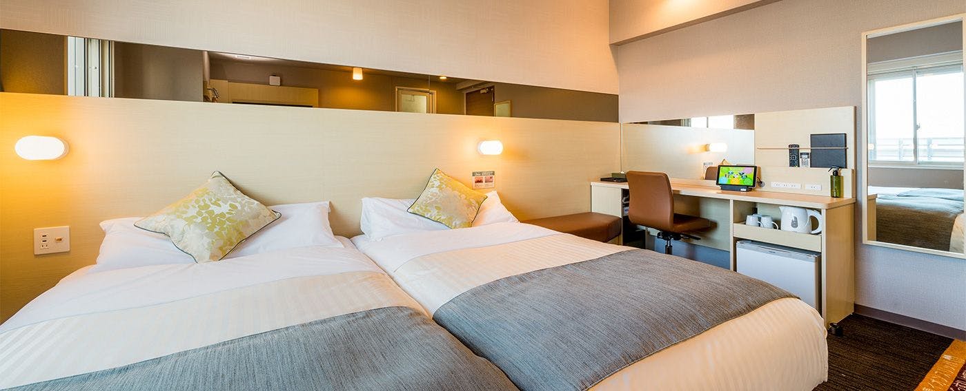 Natural Hot Spring Tokugawa & Taka-gari no Yu Super Hotel Premier Musashi-Kosugi Station Front