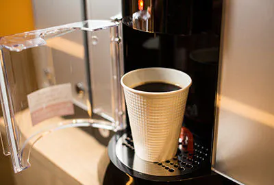 เครื่องดื่มไม่อั้น