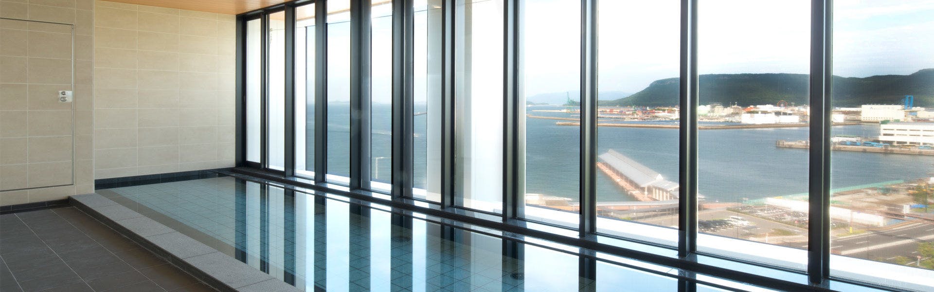 JRクレメントイン高松