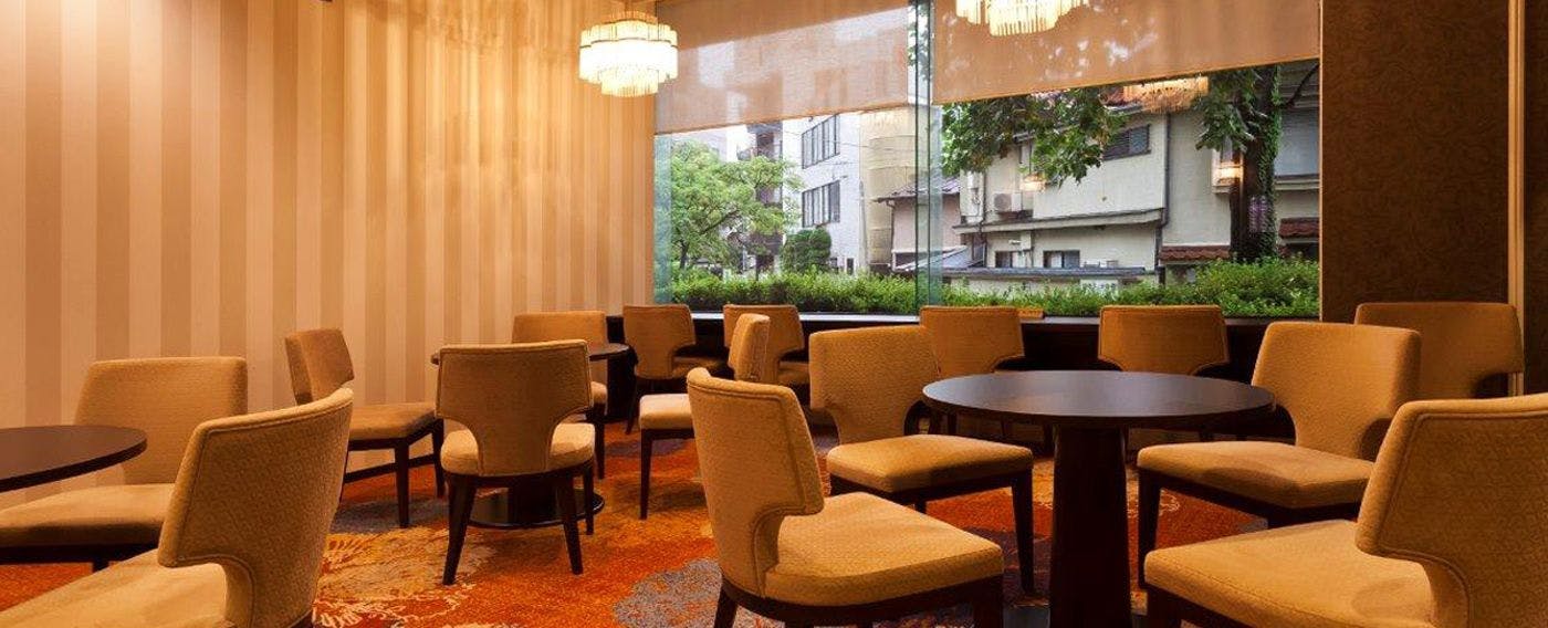 ロビーラウンジ