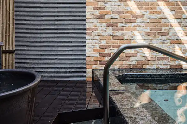 ห้องอาบน้ำรวม