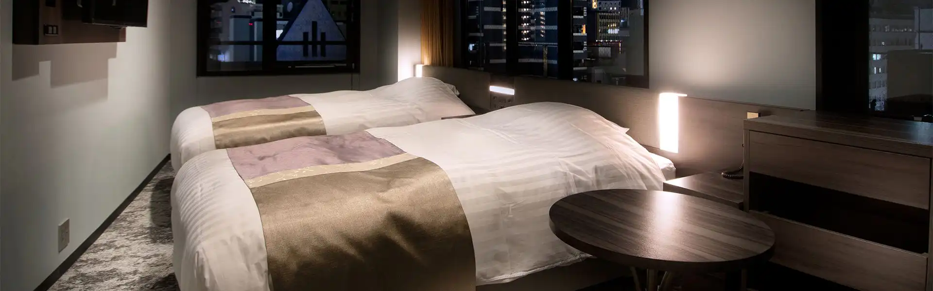 フロント・ロビー