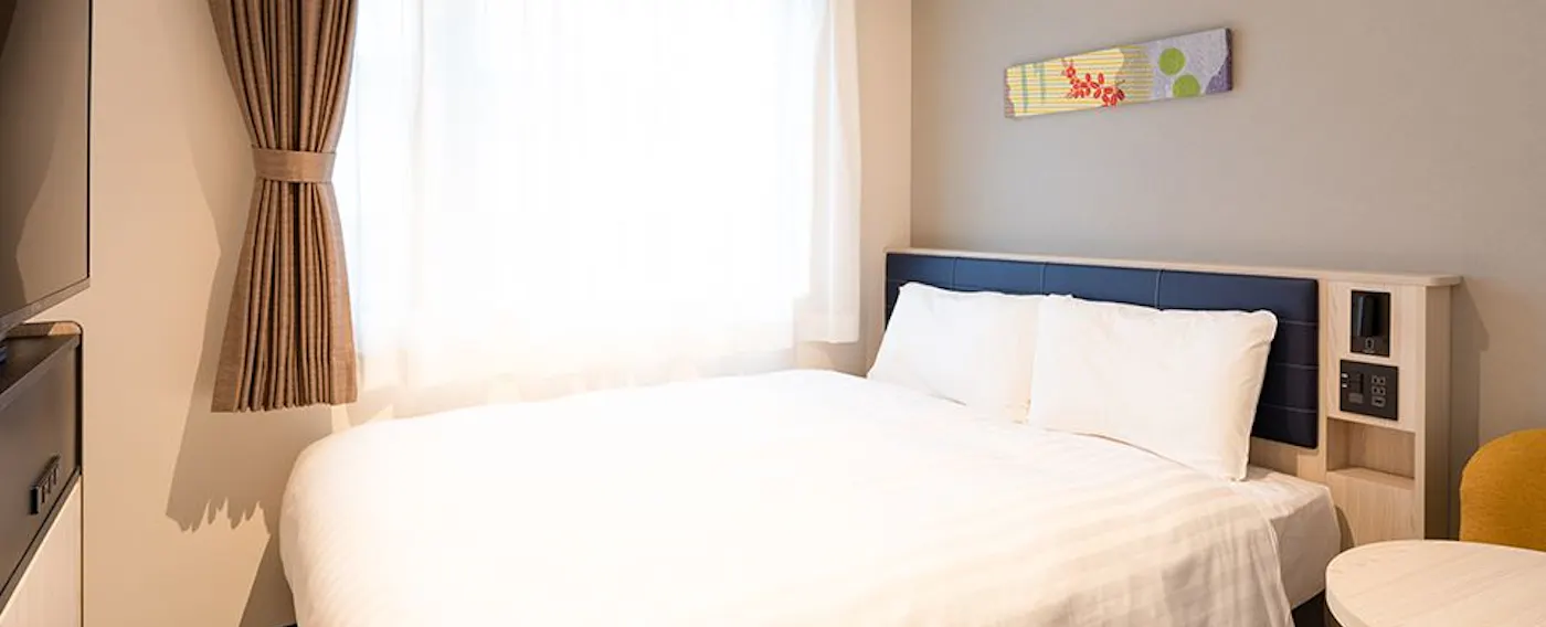 Anak berbagi tempat tidur gratis hingga kelas 6 sekolah dasar