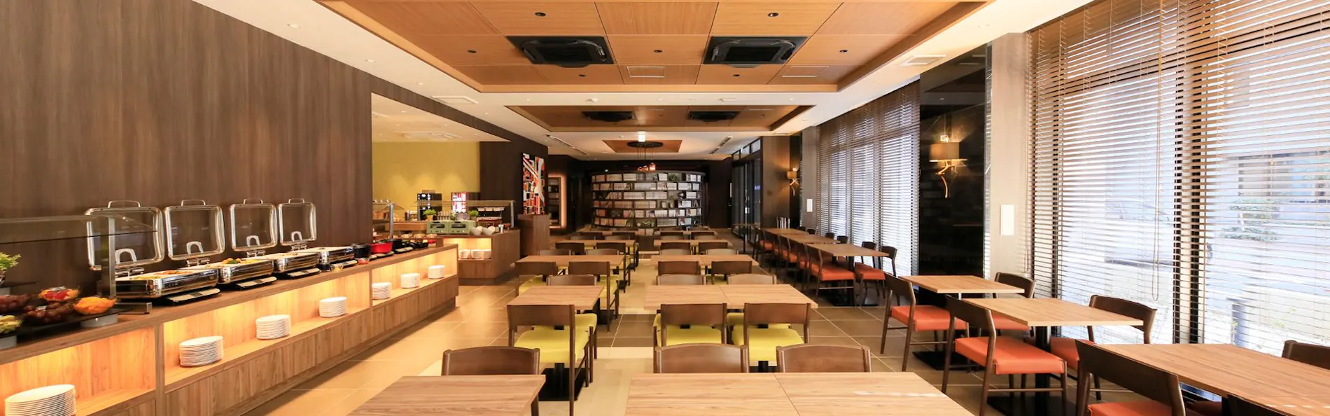 クインテッサホテル福岡天神 Comic&Books