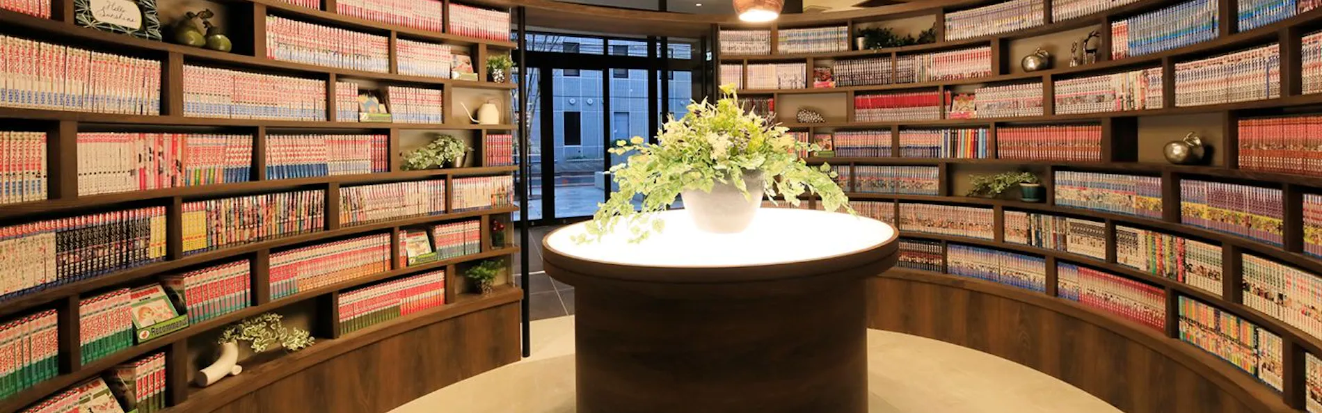 クインテッサホテル福岡天神 Comic&Books