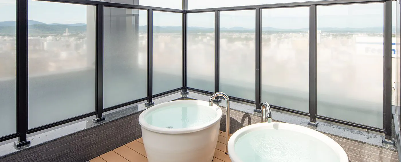 Pemandian panorama 'Air Empat Musim'