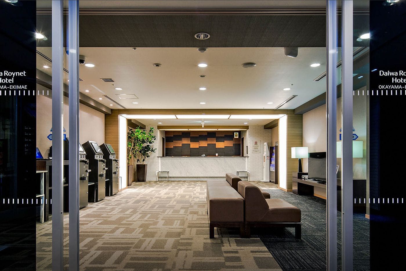 フロント・ロビー（5階）