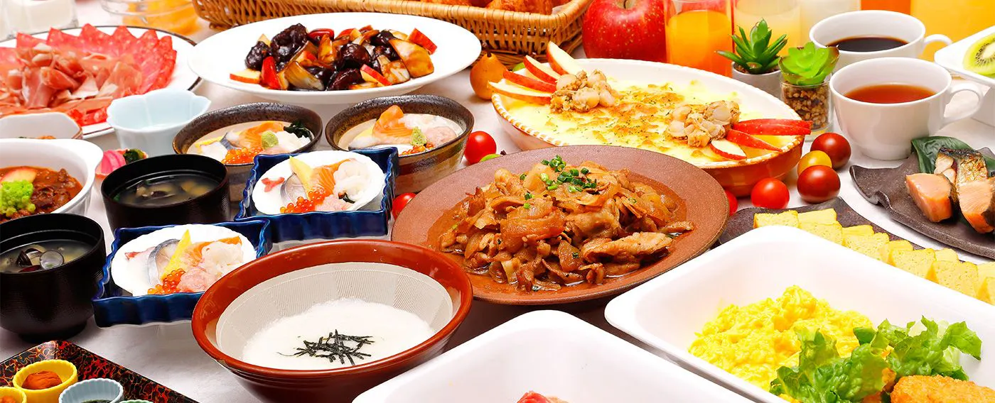 บุฟเฟ่ต์ญี่ปุ่นและตะวันตก