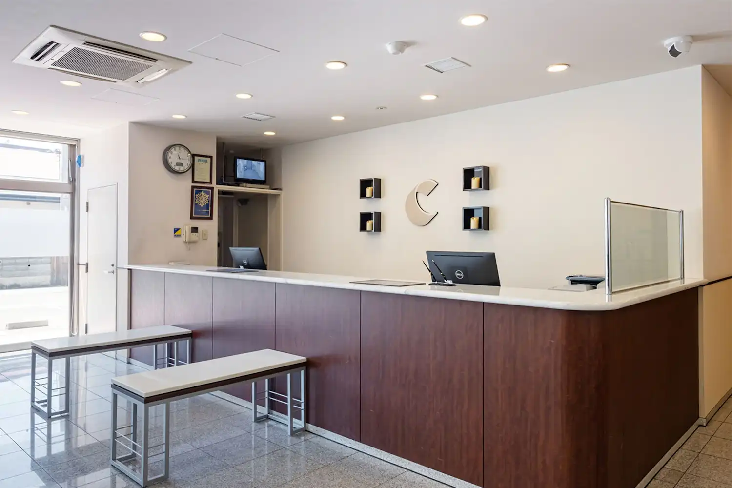 ทางเข้า