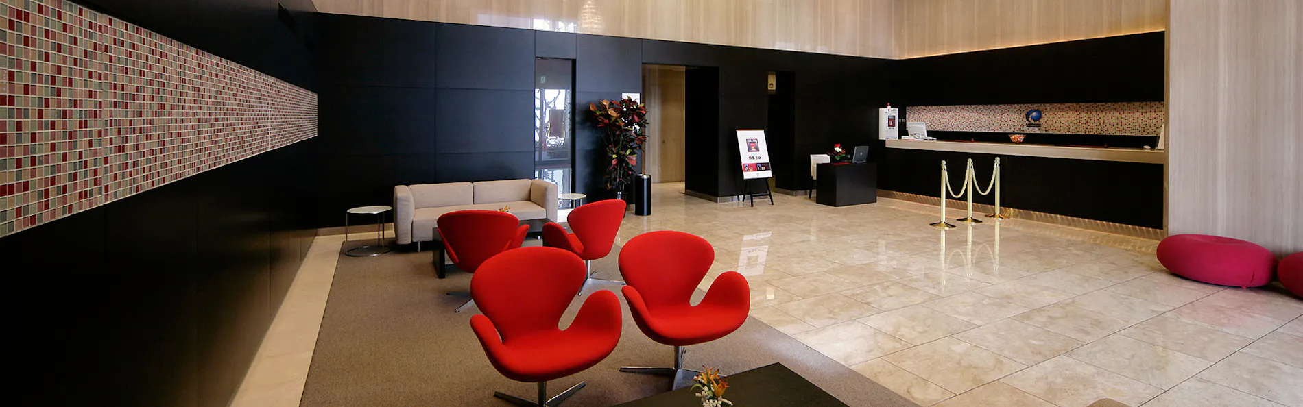 ハミルトンホテル -レッド-