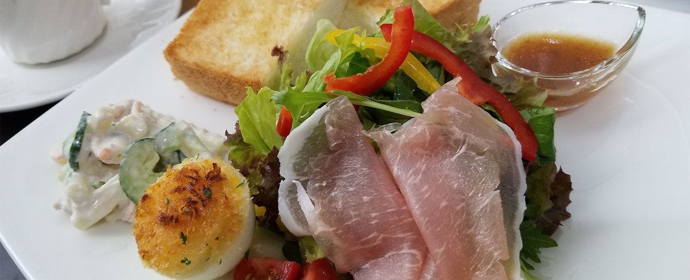 Hamilton Hotel - Red -