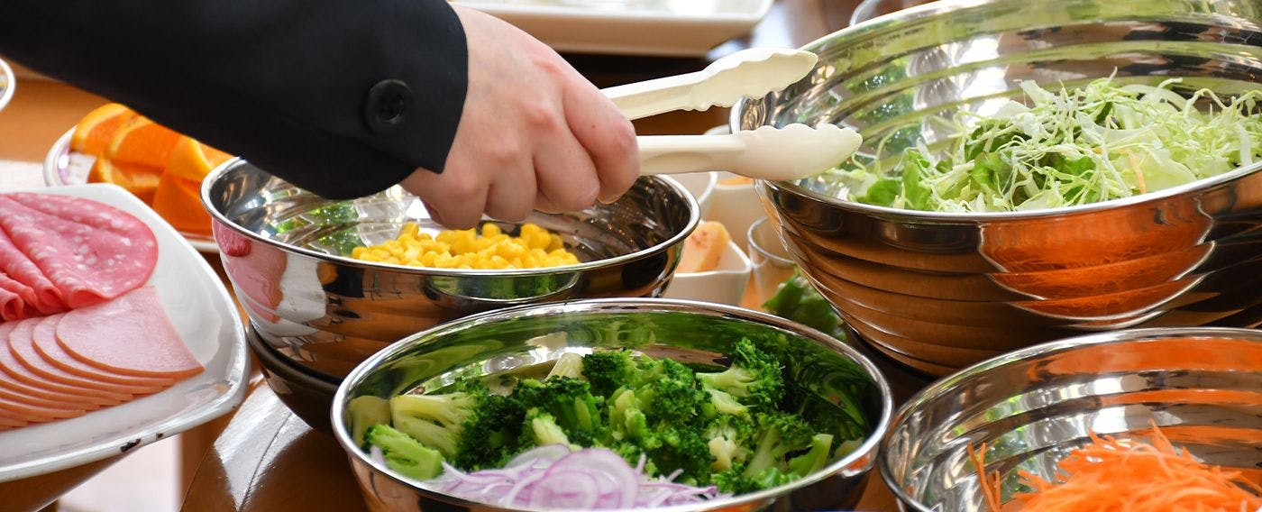 朝食バイキング