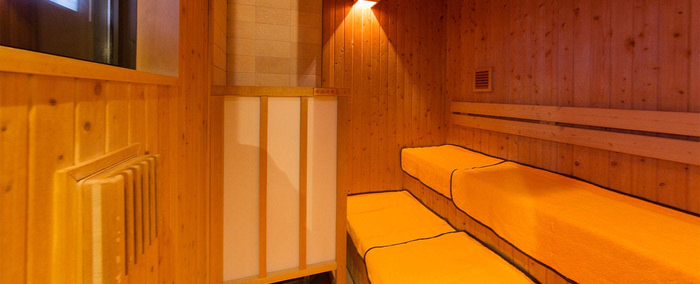 桑拿（男性浴室）