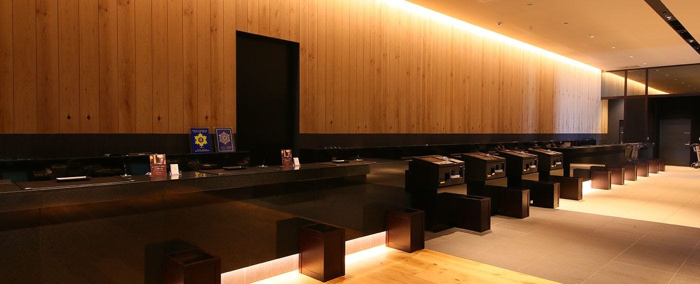 フロントカウンター