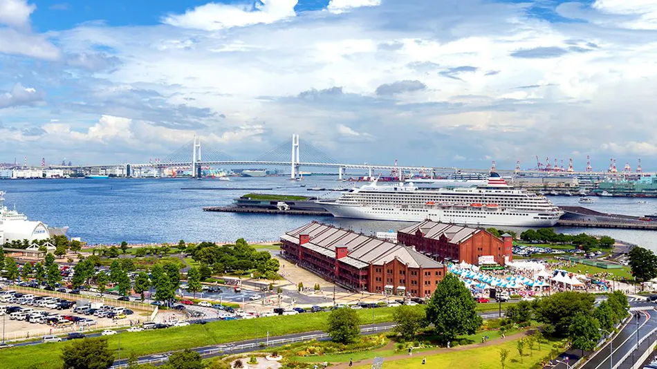 Navios Yokohama
