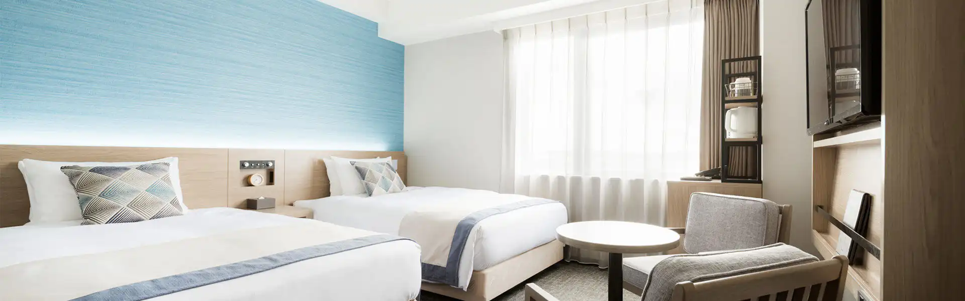 13平米ダブルル―ム(ベッド幅140cm)