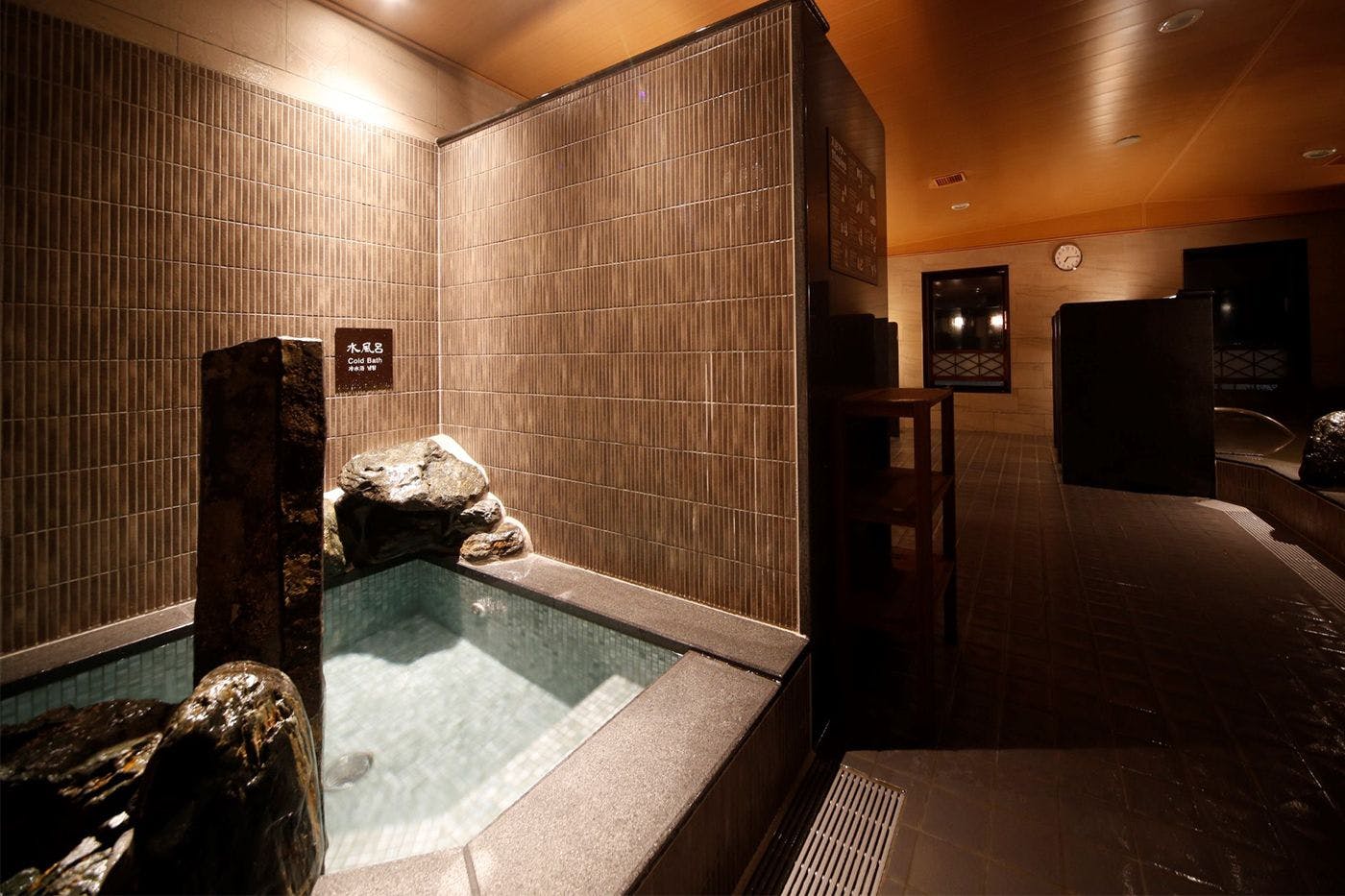 男女別天然温泉大浴場「南部の湯」