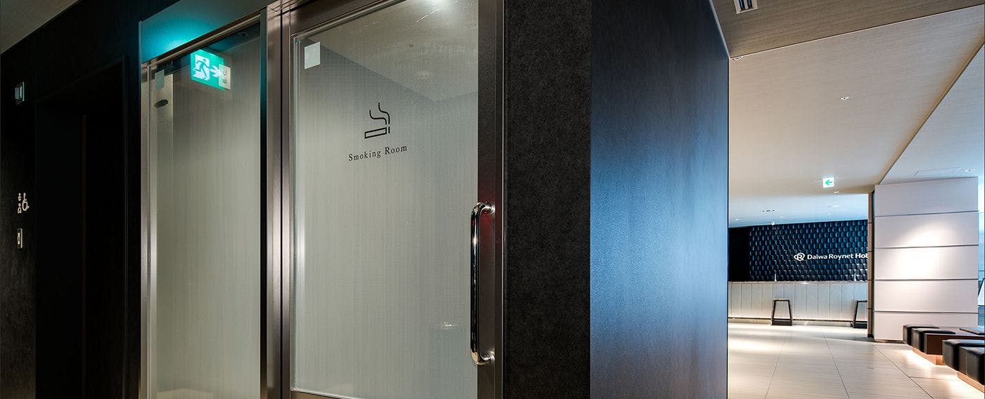 喫煙ブース（2階）