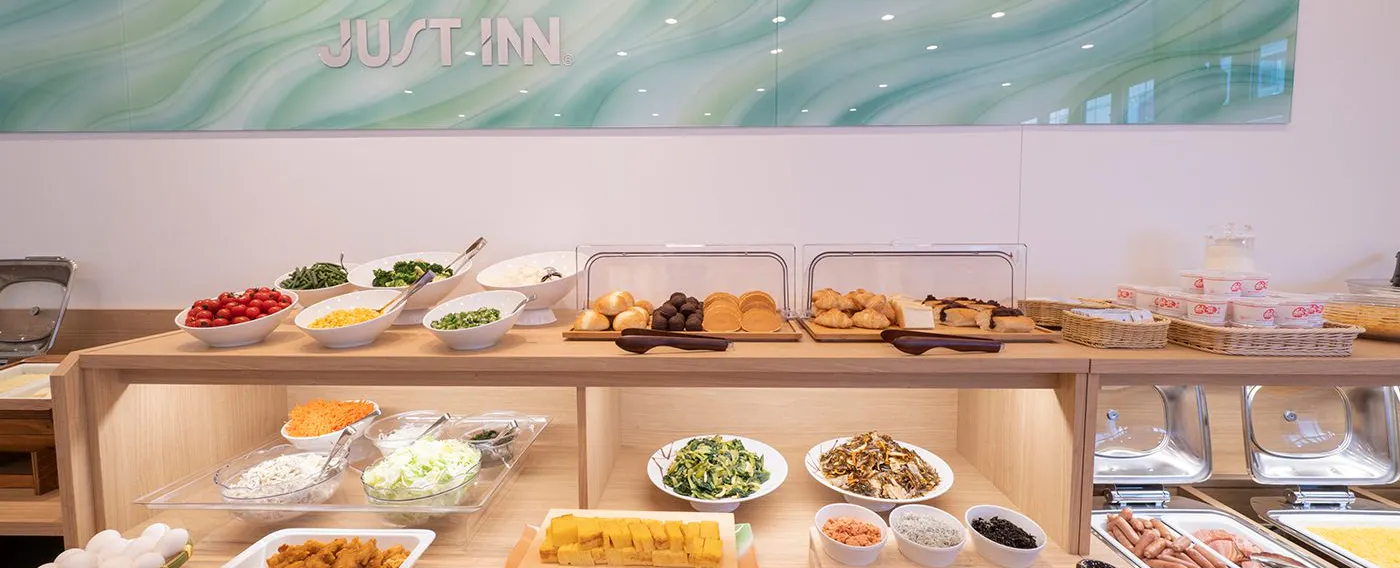 บุฟเฟ่ต์อาหารเช้า|พร้อมด้วยไลน์บุฟเฟ่ต์ขนาดใหญ่