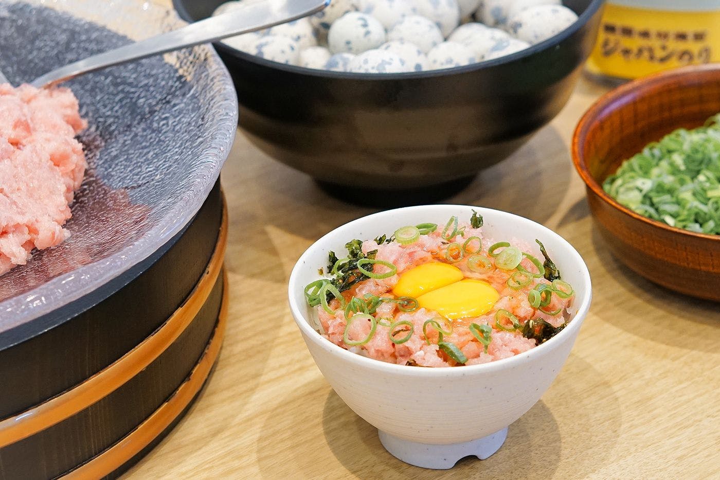 บุฟเฟ่ต์อาหารเช้า｜ข้าวหน้าปลาเนกิโทโระโทโยฮาชิ