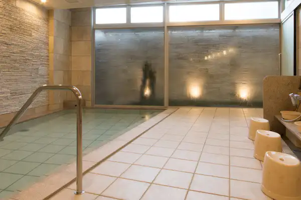 ห้องอาบน้ำรวม