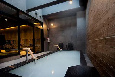 อ่างอาบน้ำกลางแจ้งแบบซิลกี้บาธ