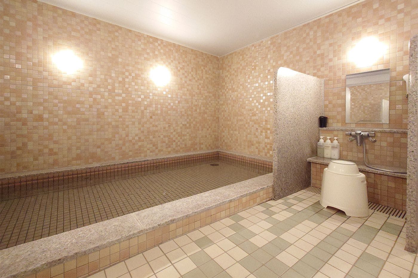 ห้องอาบน้ำรวม