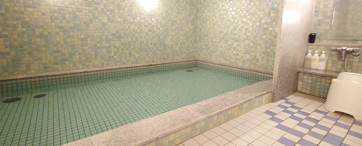 ห้องอาบน้ำรวม