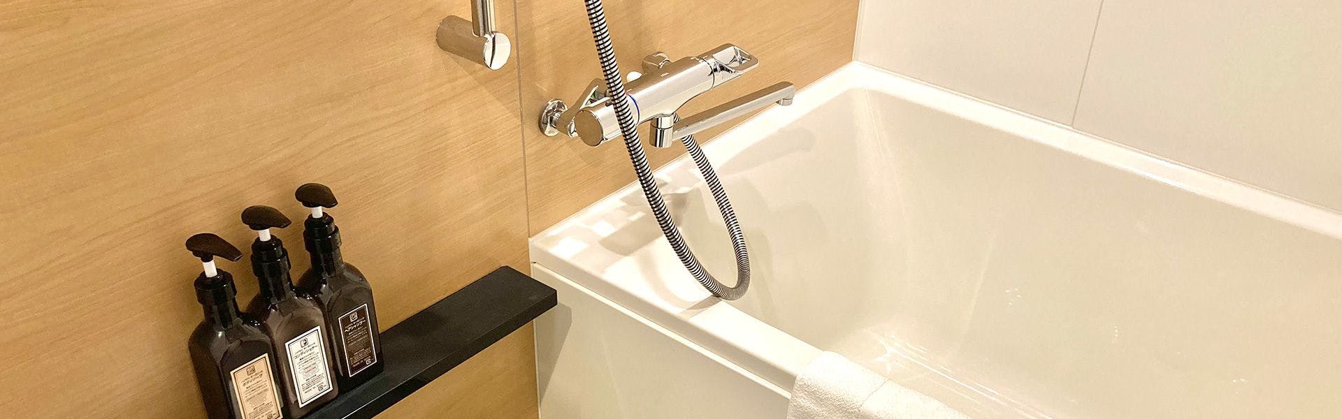 อ่างอาบน้ำ