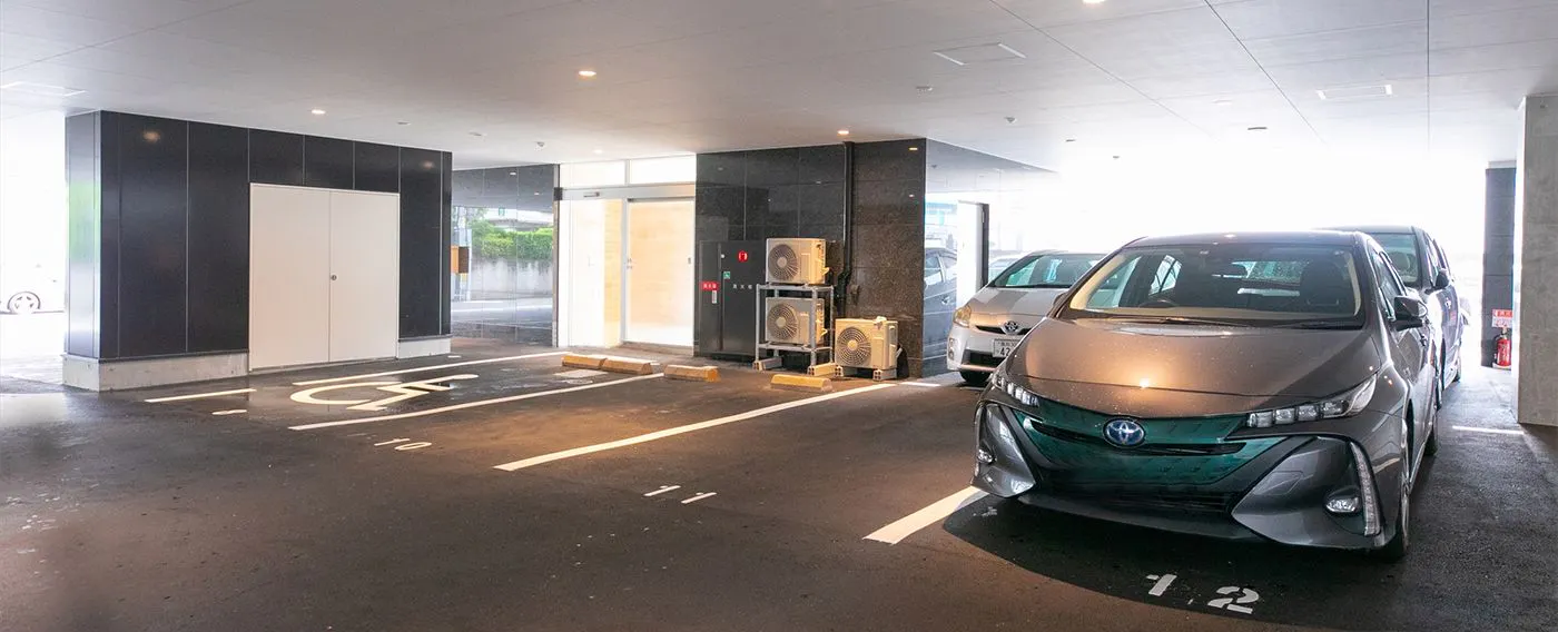 屋根付駐車場