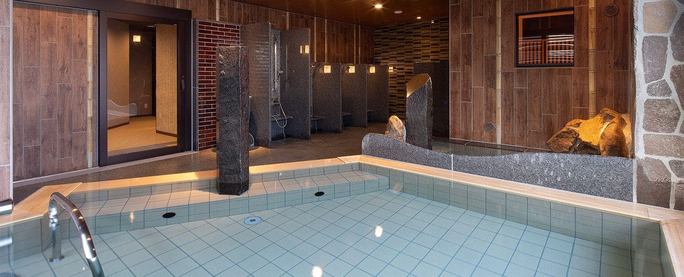 ห้องอาบน้ำรวมชาย