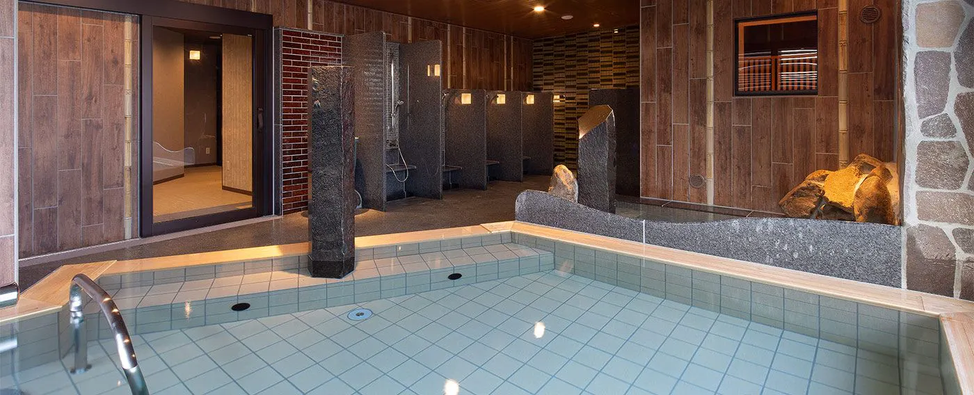 ห้องอาบน้ำรวมชาย