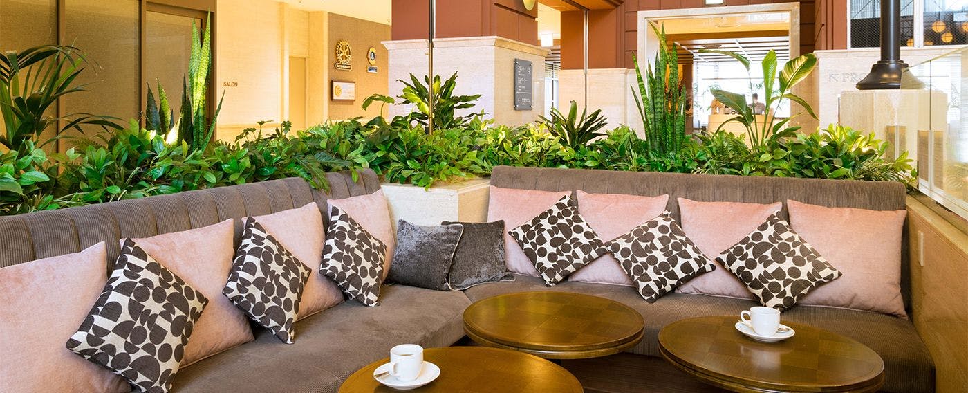 プレミアムラウンジ