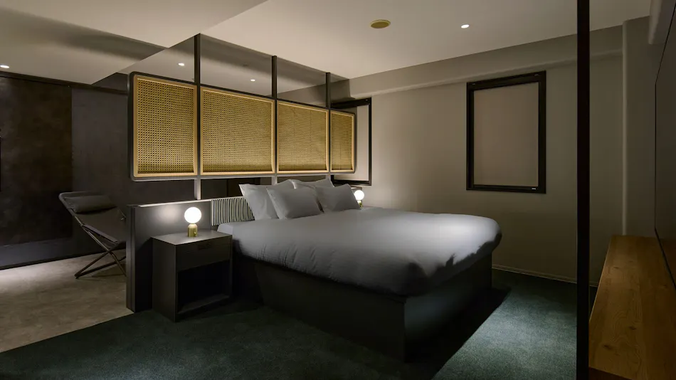 BASE LAYER HOTEL NAGOYANISHIKI