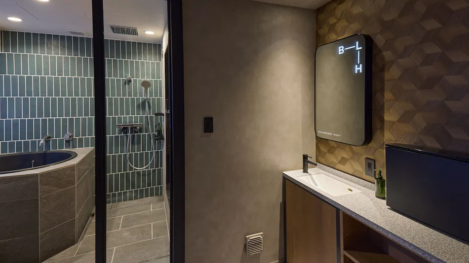 BASE LAYER HOTEL NAGOYANISHIKI