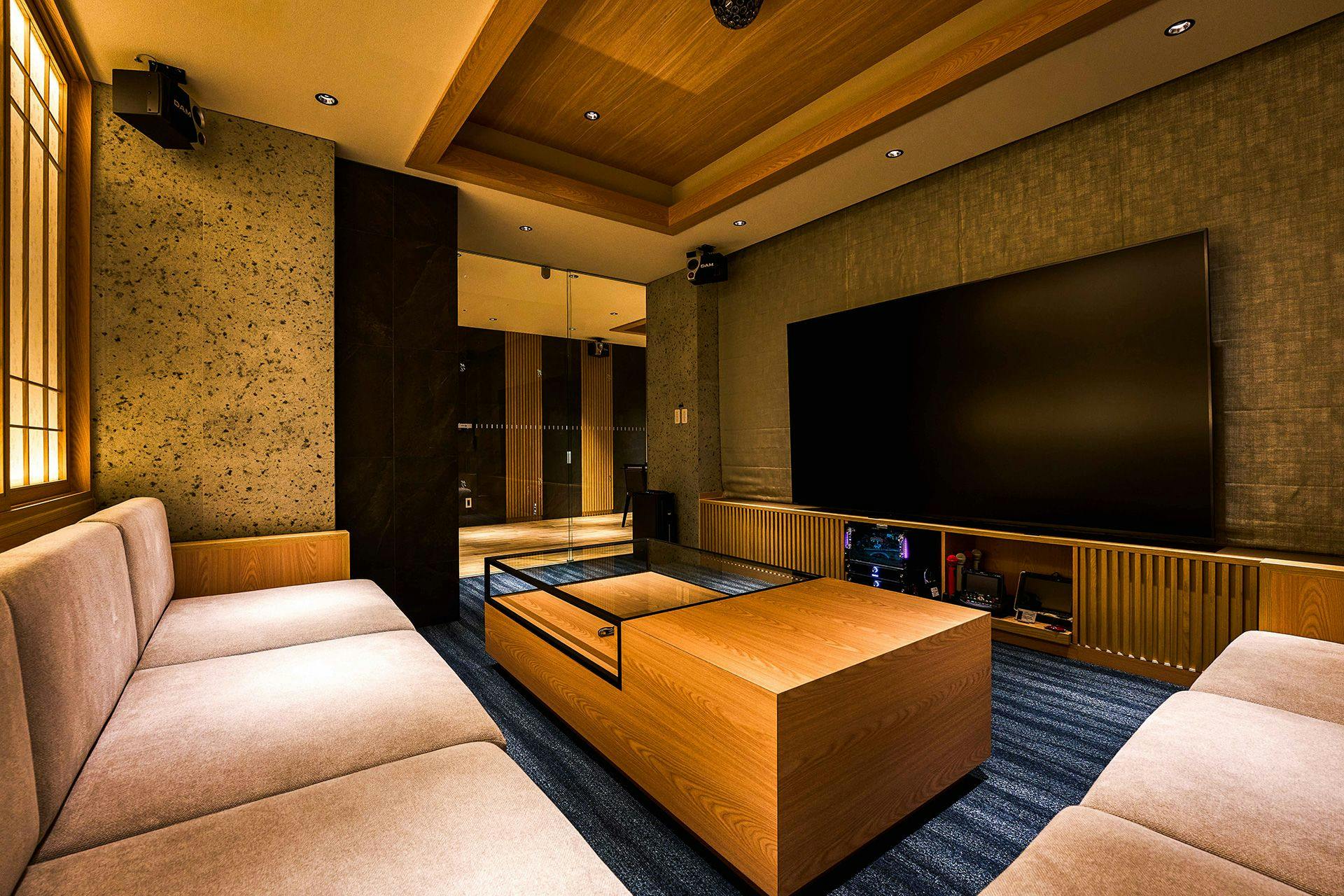 HOTELみなとTORANOMON
