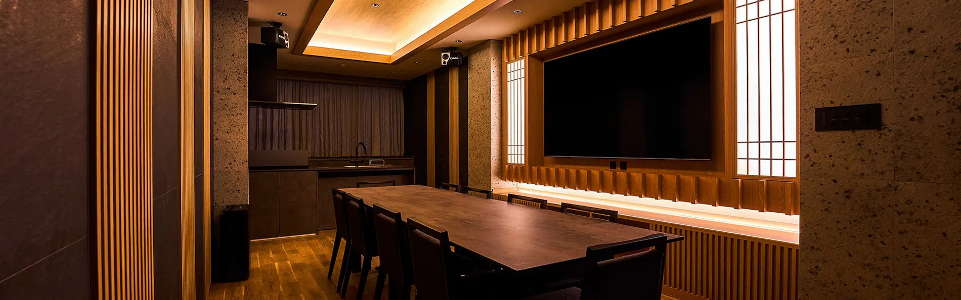 HOTELみなとTORANOMON