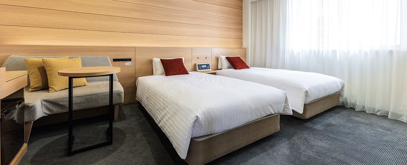 ユニバーサルツイン